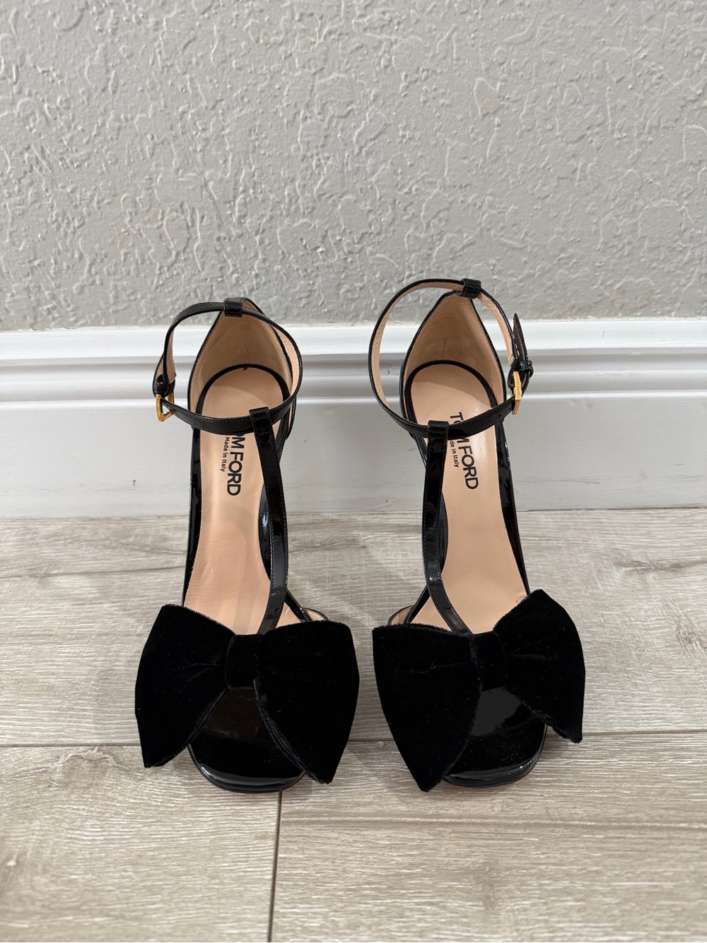Tom Ford Black Velvet Bow T-Strap Heels with Gold Buckles women 39